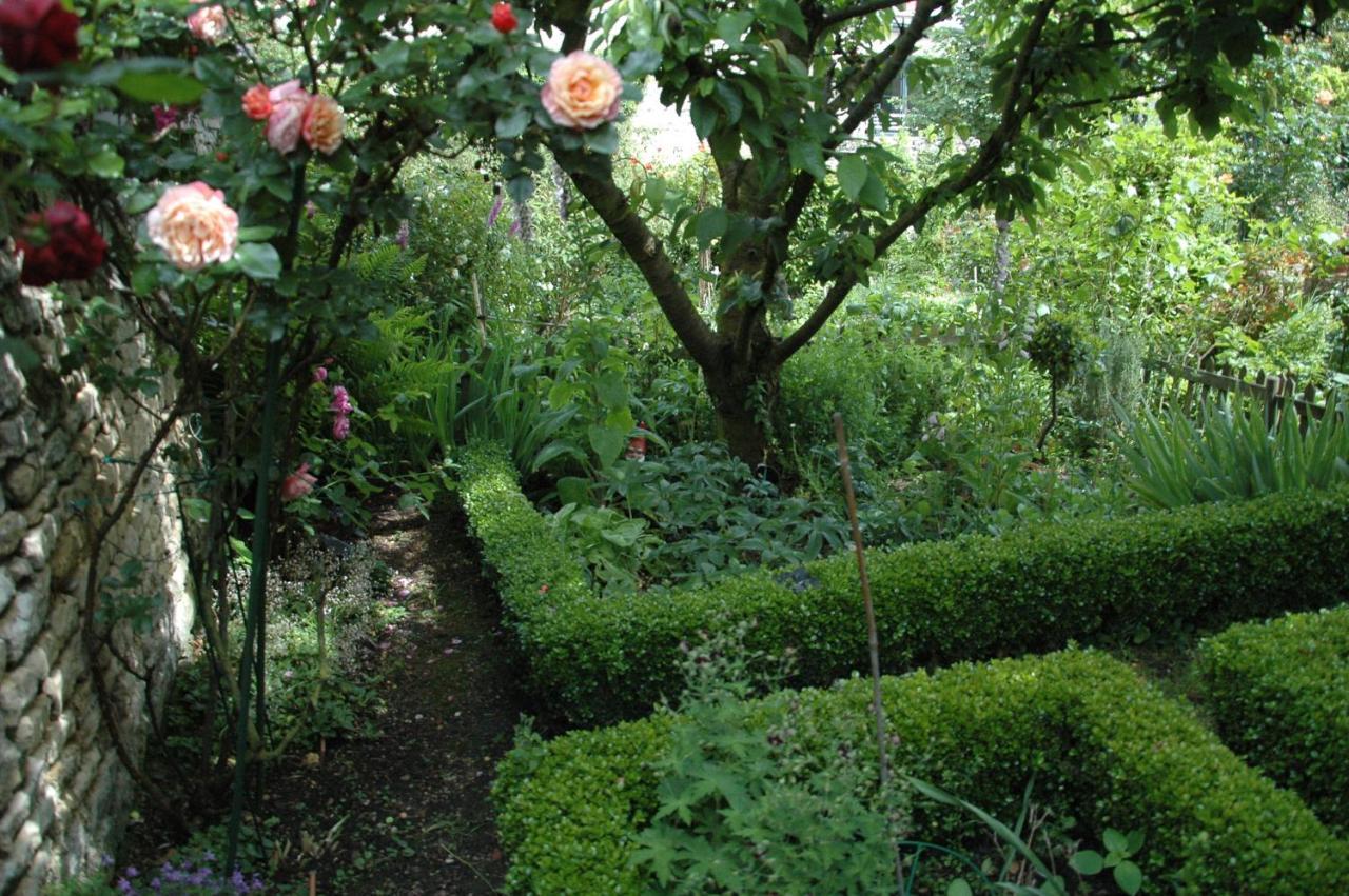 44 Rue Cap Bed and Breakfast Καν Εξωτερικό φωτογραφία